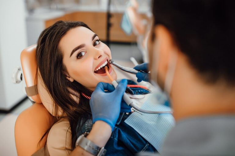 Clear Aligners & Invisible Braces